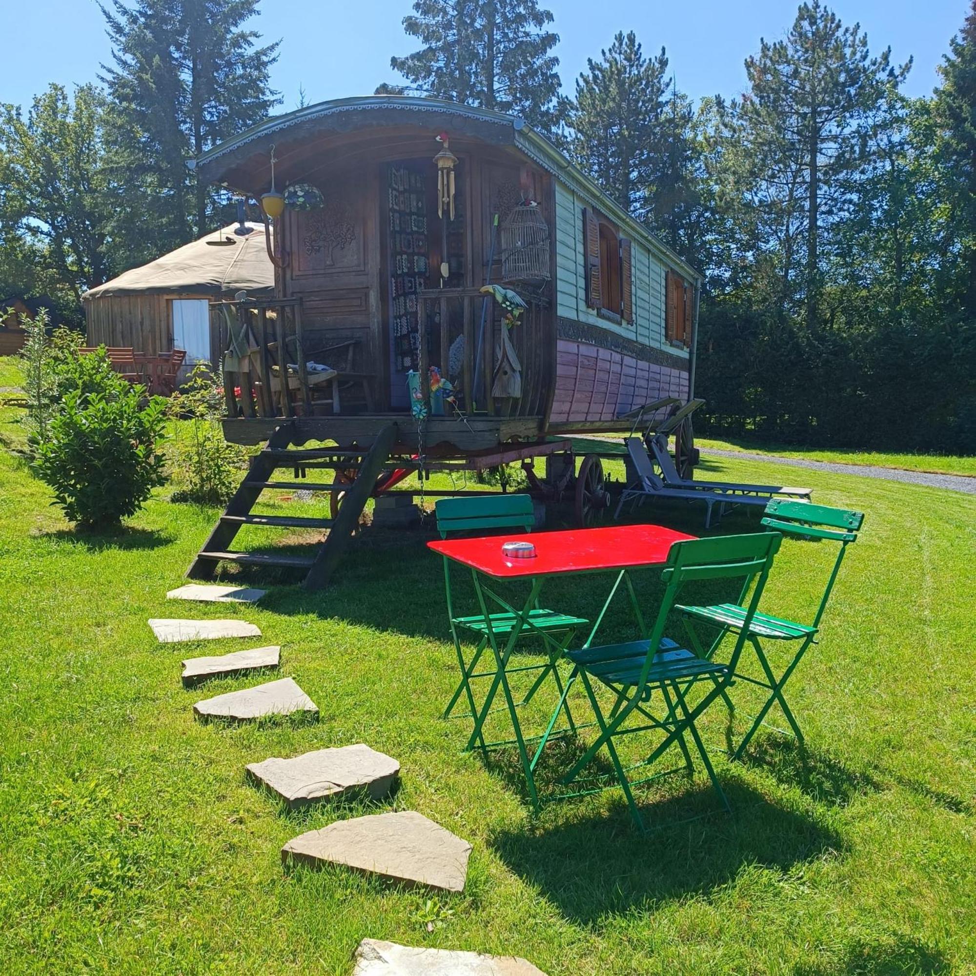 Les Refuges Du Chalet Sart-lez-Spa Exterior foto